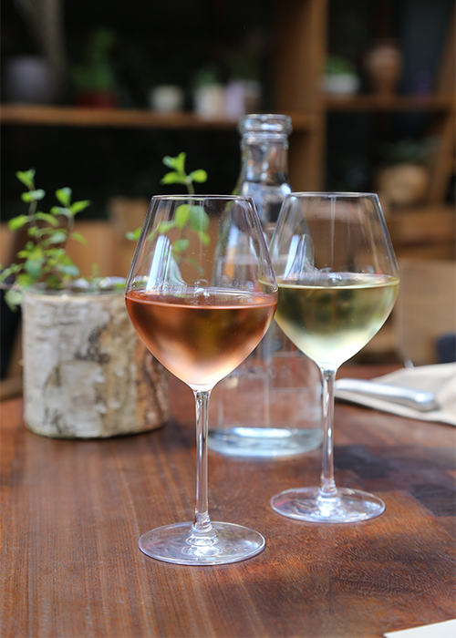 $6 Wine at Pono Burger Happy Hour in West Hollywood